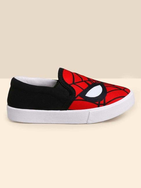 kidsville spiderman printed red & black casual slip-ons