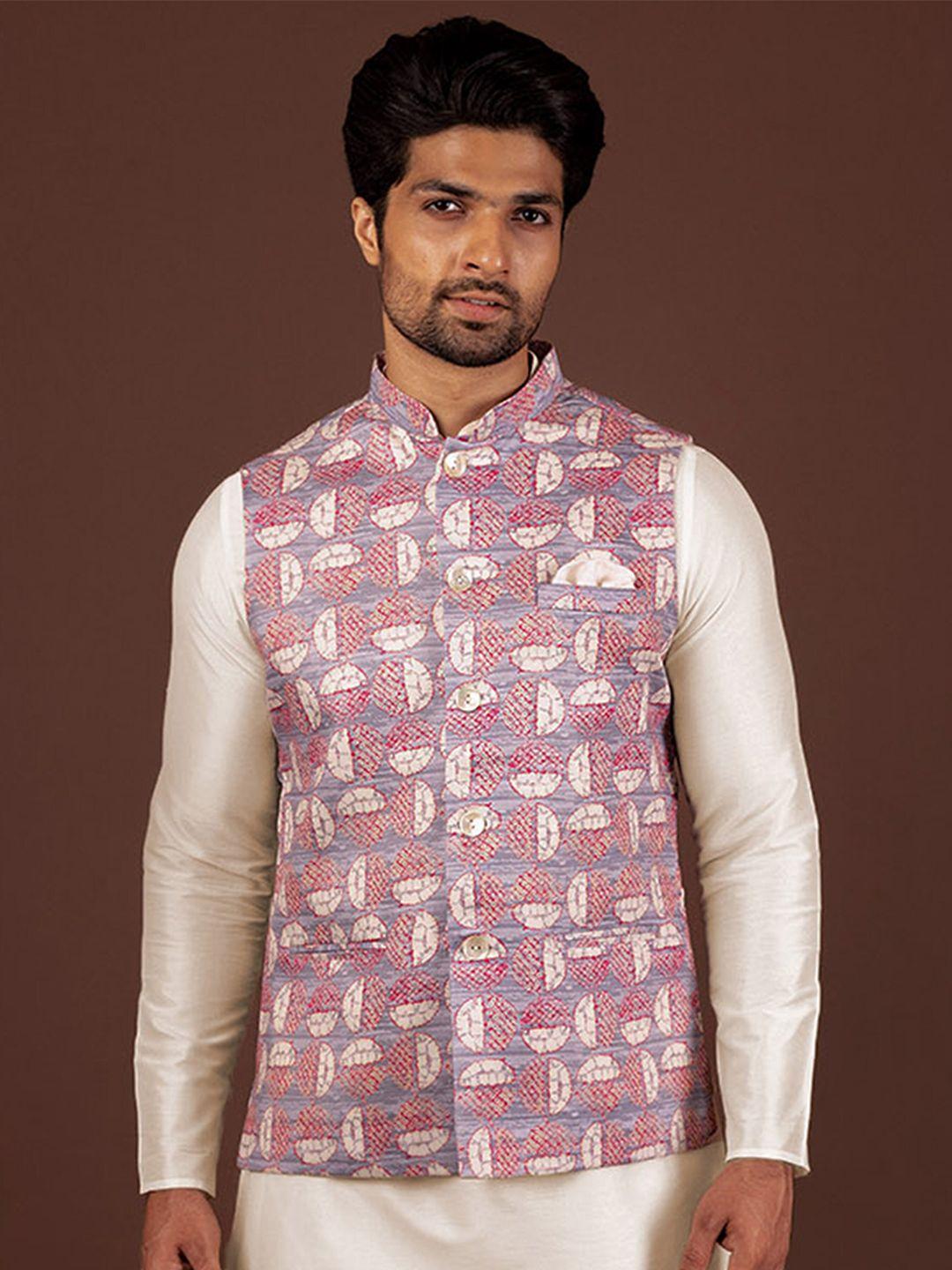 kisah-abstract-printed-mandarin-collar-nehru-jackets-with-pocket-square
