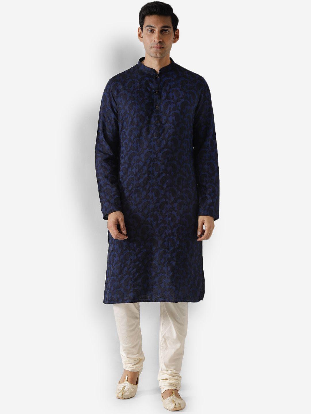kisah men navy blue & off-white paisley printed kurta with churidar