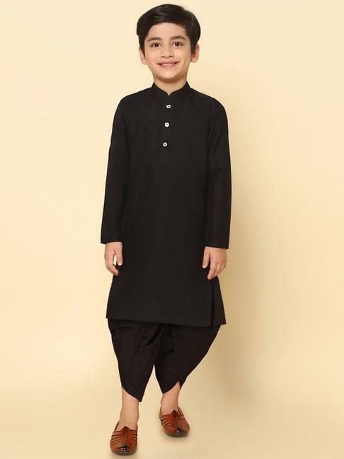 kisah black solid full sleeves kurta with dhoti