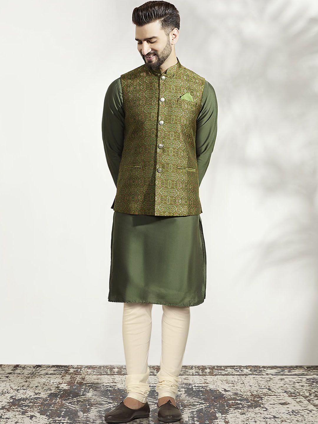 kisah mandarin collar kurta with churidar & nehru jacket set