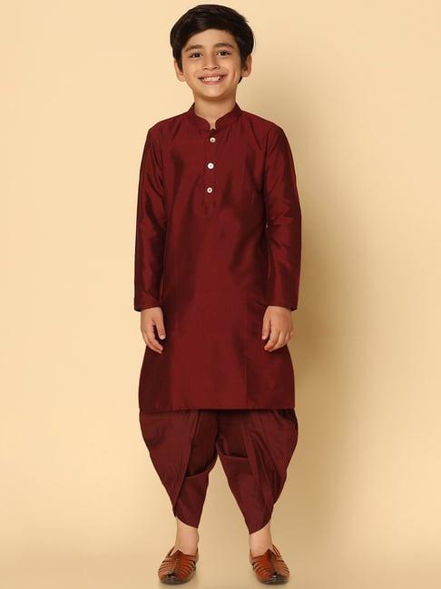 kisah maroon solid full sleeves kurta with dhoti