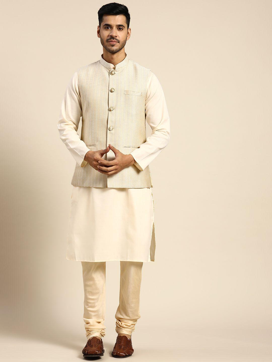 kisah men cream-coloured solid kurta with churidar & nehru jacket