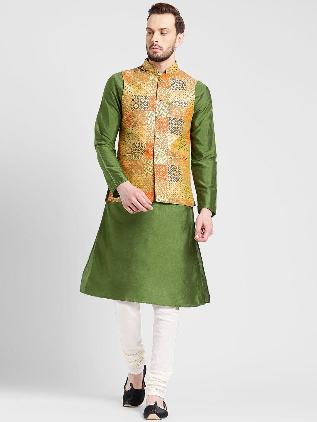 kisah men green kurta with churidar & nehru jacket