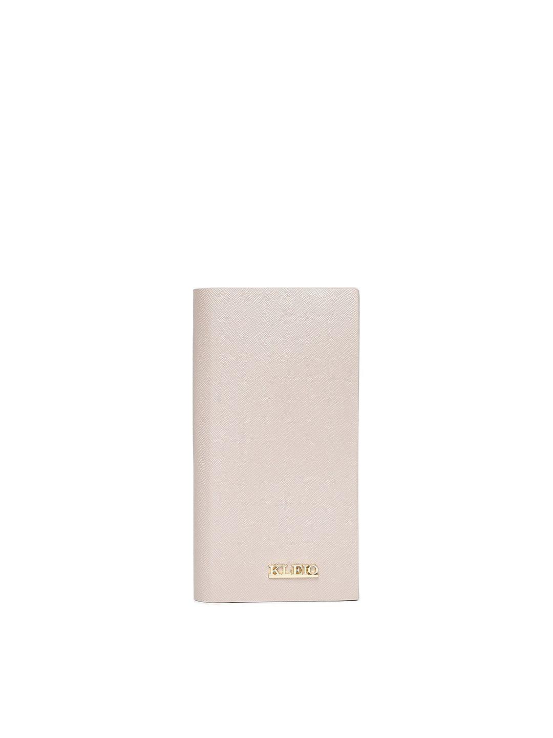 kleio women cream-coloured slot clutch envelope