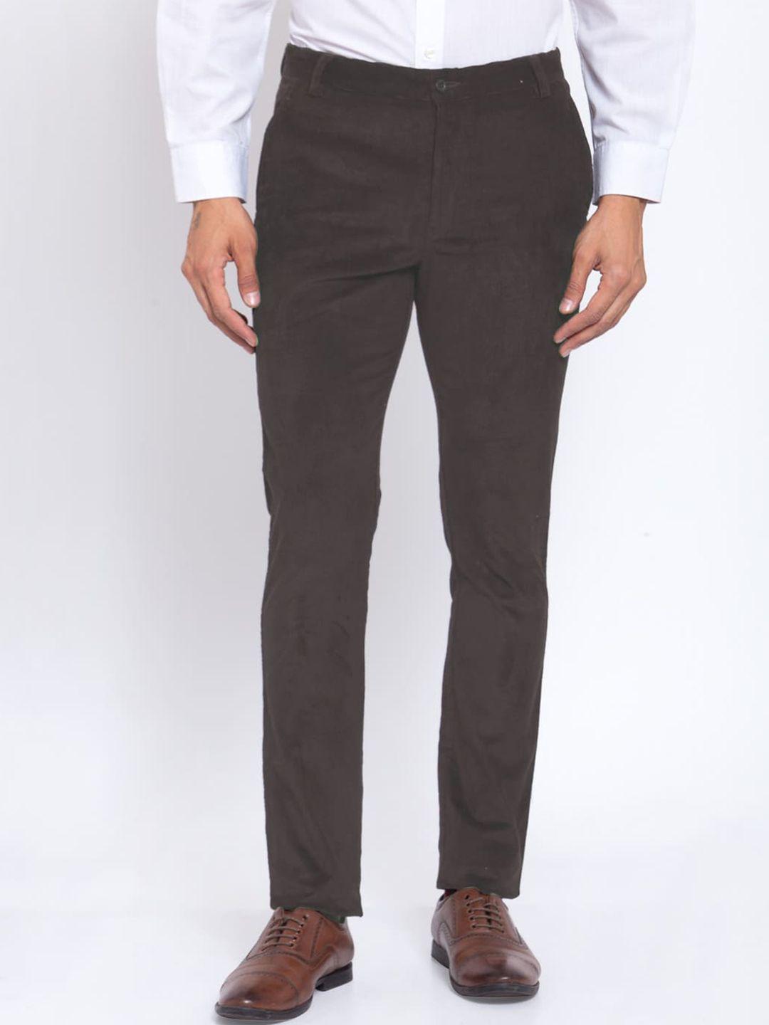 klotthe men brown slim fit solid regular trousers