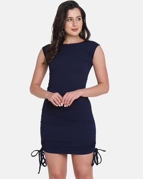 knee-length  bodycon dress