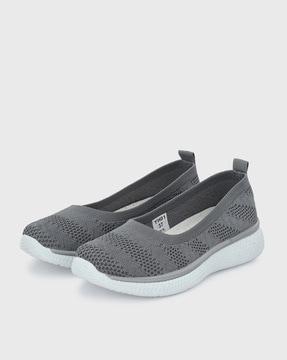 knit round-toe slip-on shoes