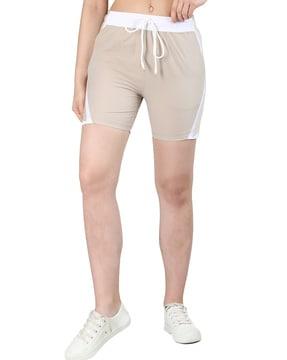 knit shorts with elasticated drawstring waist