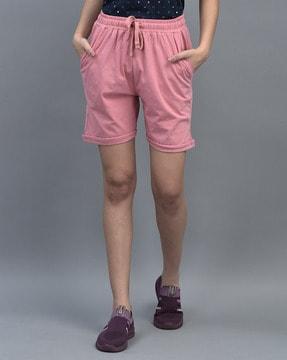 knit shorts with elasticated drawstring waist