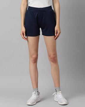 knit shorts with elasticated waist