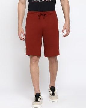 knit shorts with insert pocket