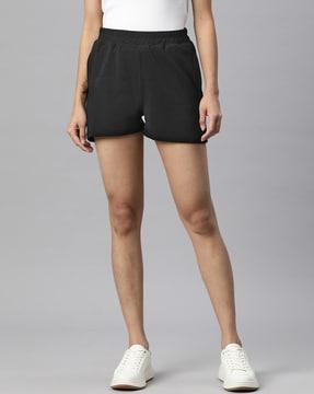 knit shorts with insert pockets