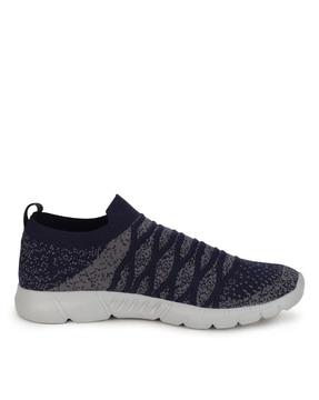 knitted running sports shoes