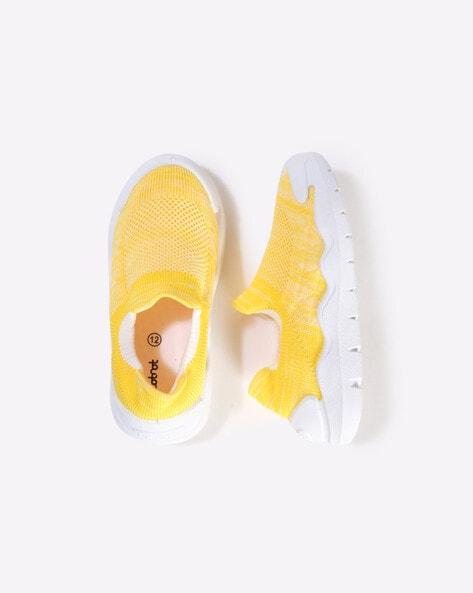 knitted slip-on shoes