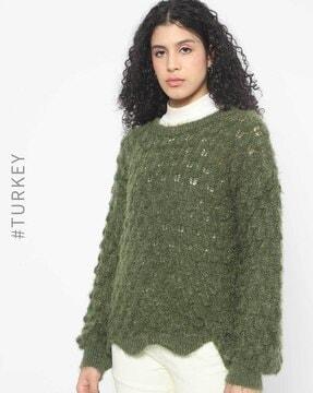 knitted-design round-neck pullover with scalloped hemline