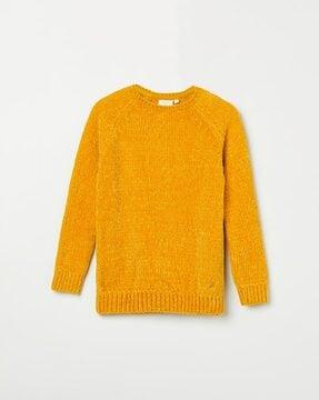 knitted round-neck pullover