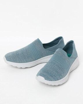 knitted slip-on casual shoes