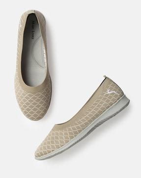 knitted slip-on casual shoes