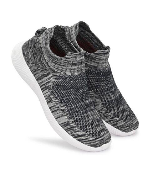 knitted slip-on walking shoes