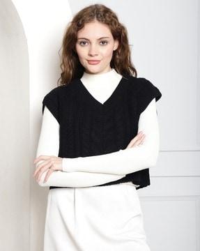 knitted v-neck pullover