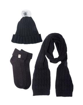 knitted winter cap with muffler & socks