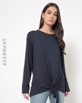 knot-front round-neck t-shirt