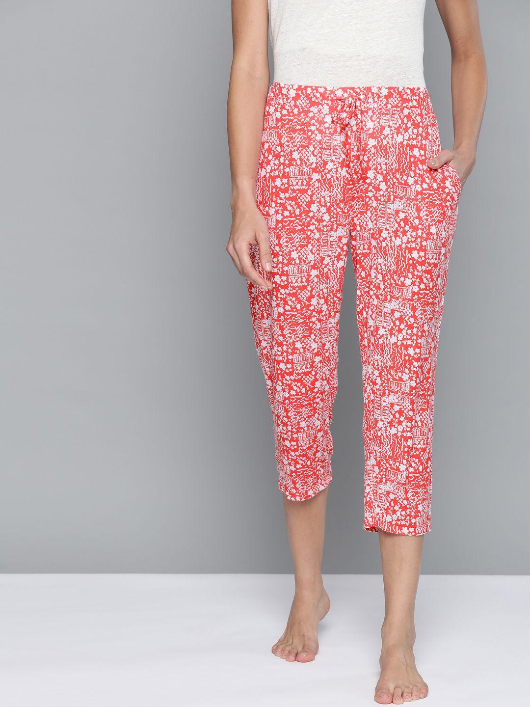 kook n keech women coral red & white printed three-fourth lounge pants