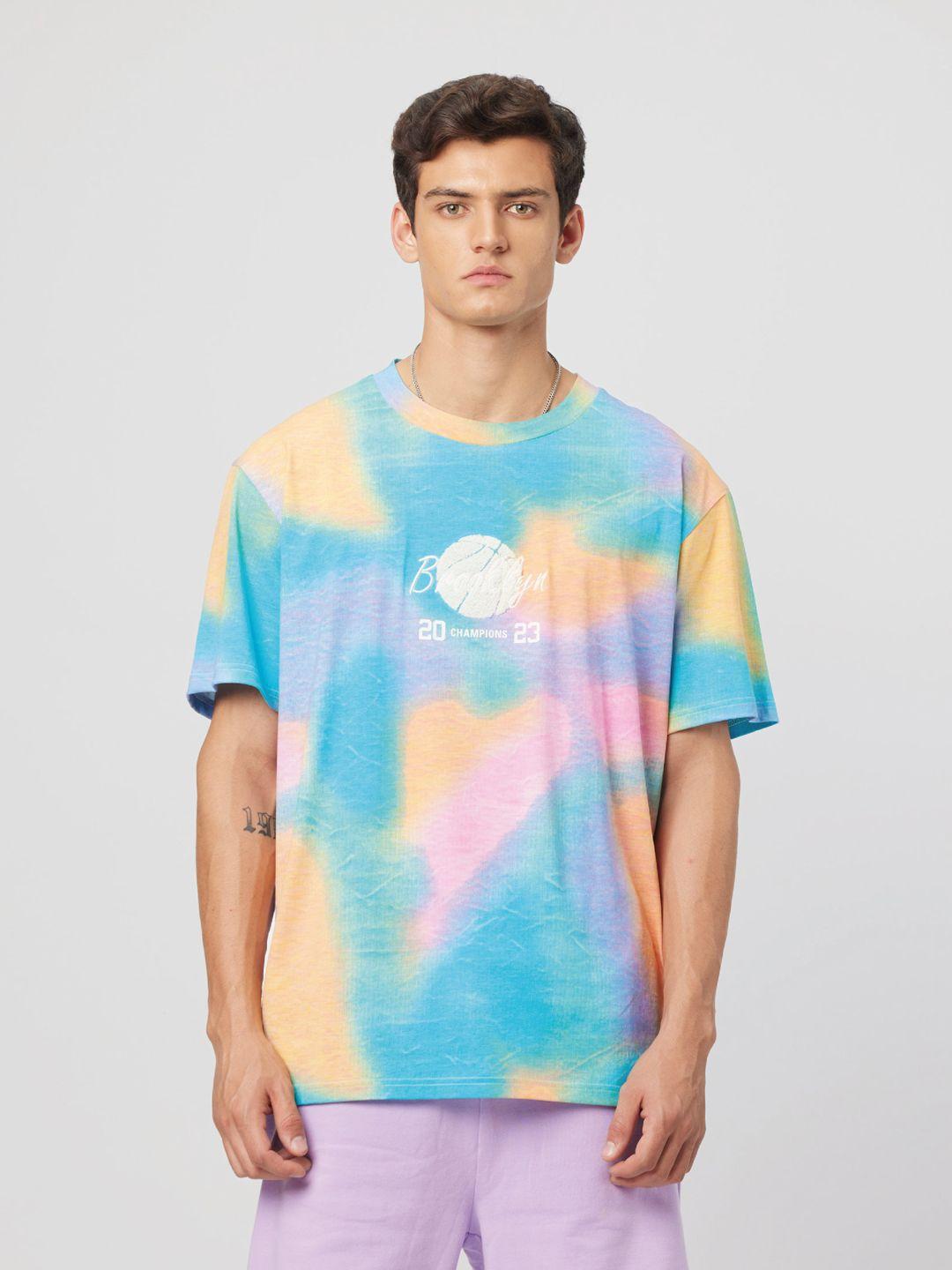 koovs men tie and dye round neck pure cotton relaxed fit t-shirt