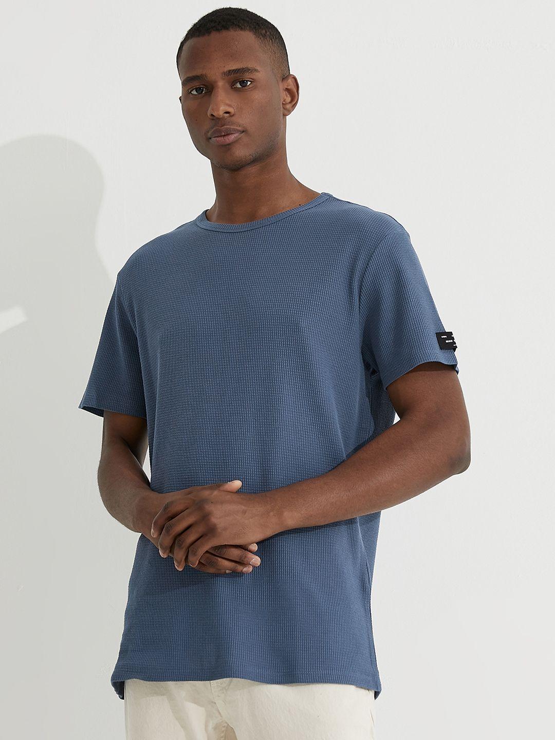koton blue textured regular fit t-shirt