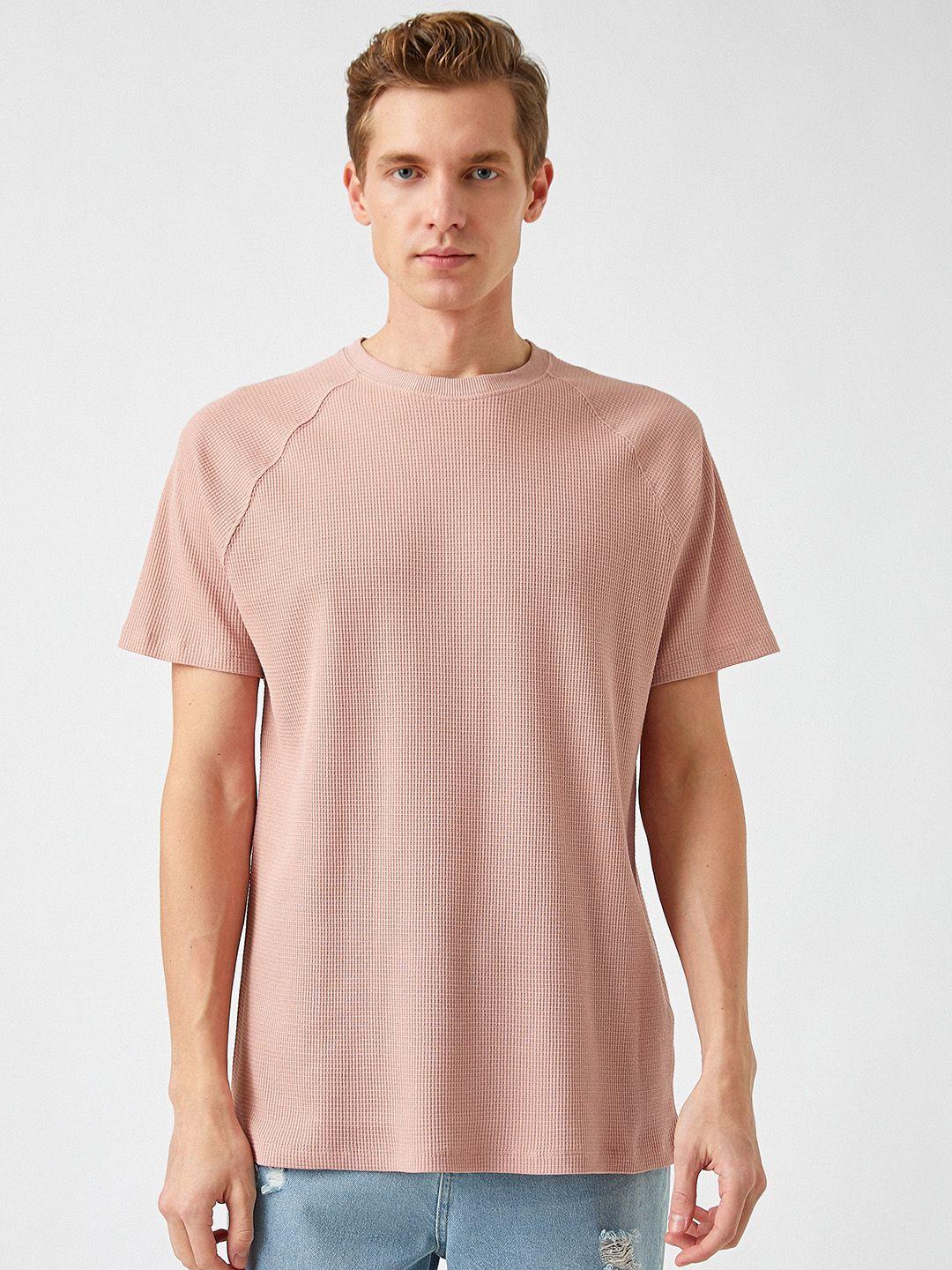 koton men dusty pink self design raglan sleeves pure cotton t-shirt