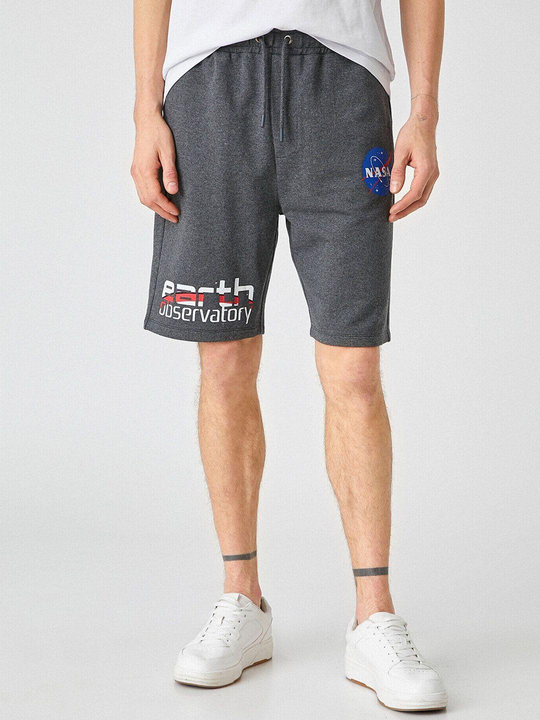 koton men mid-rise regular fit sports shorts