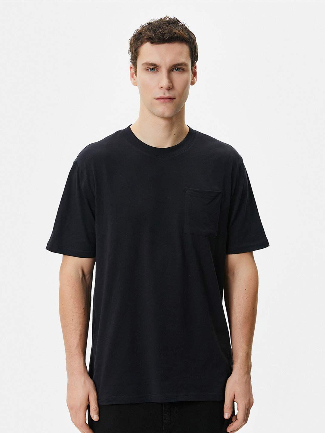 koton men pockets t-shirt