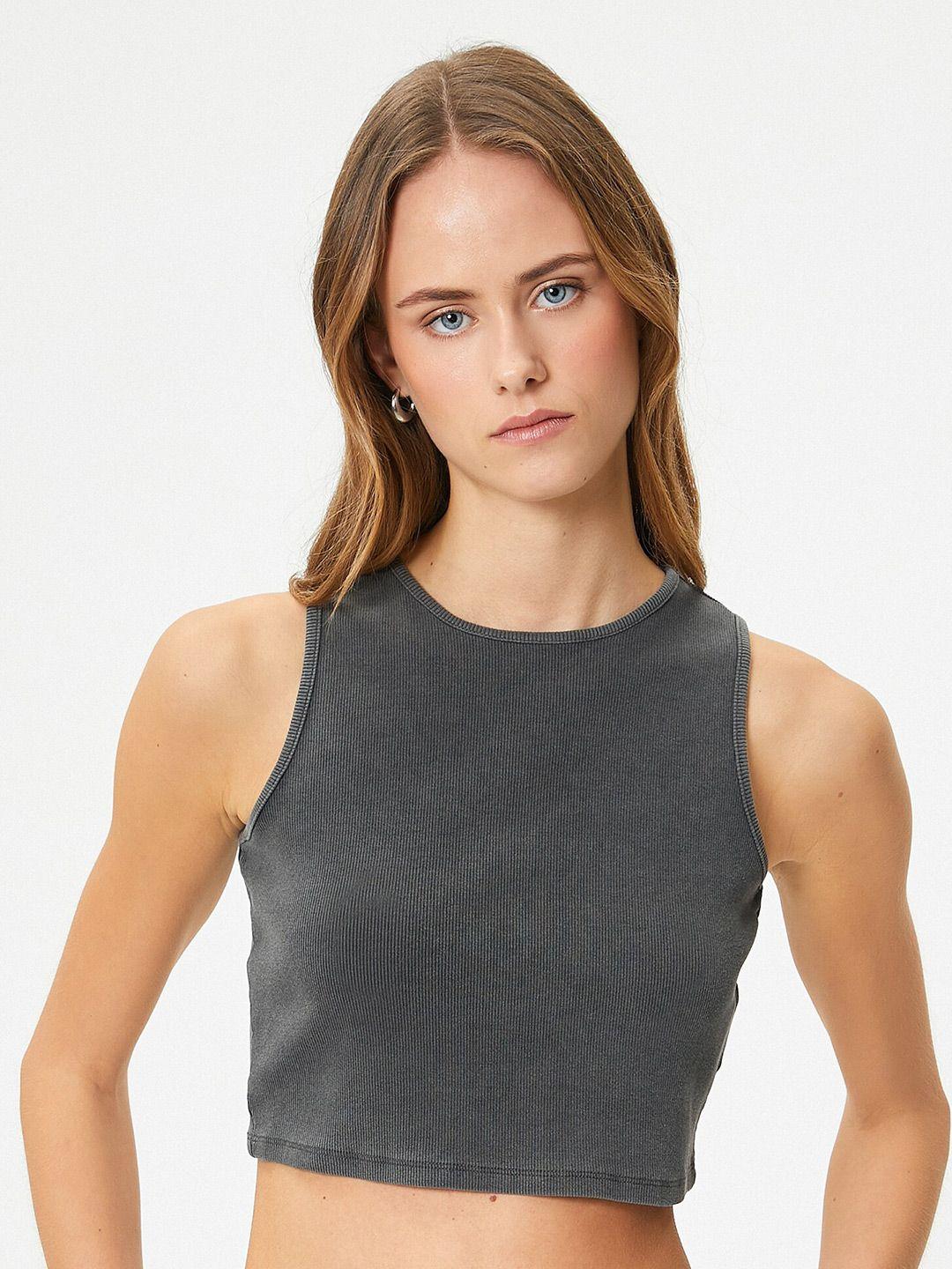koton sleeveless fitted crop top
