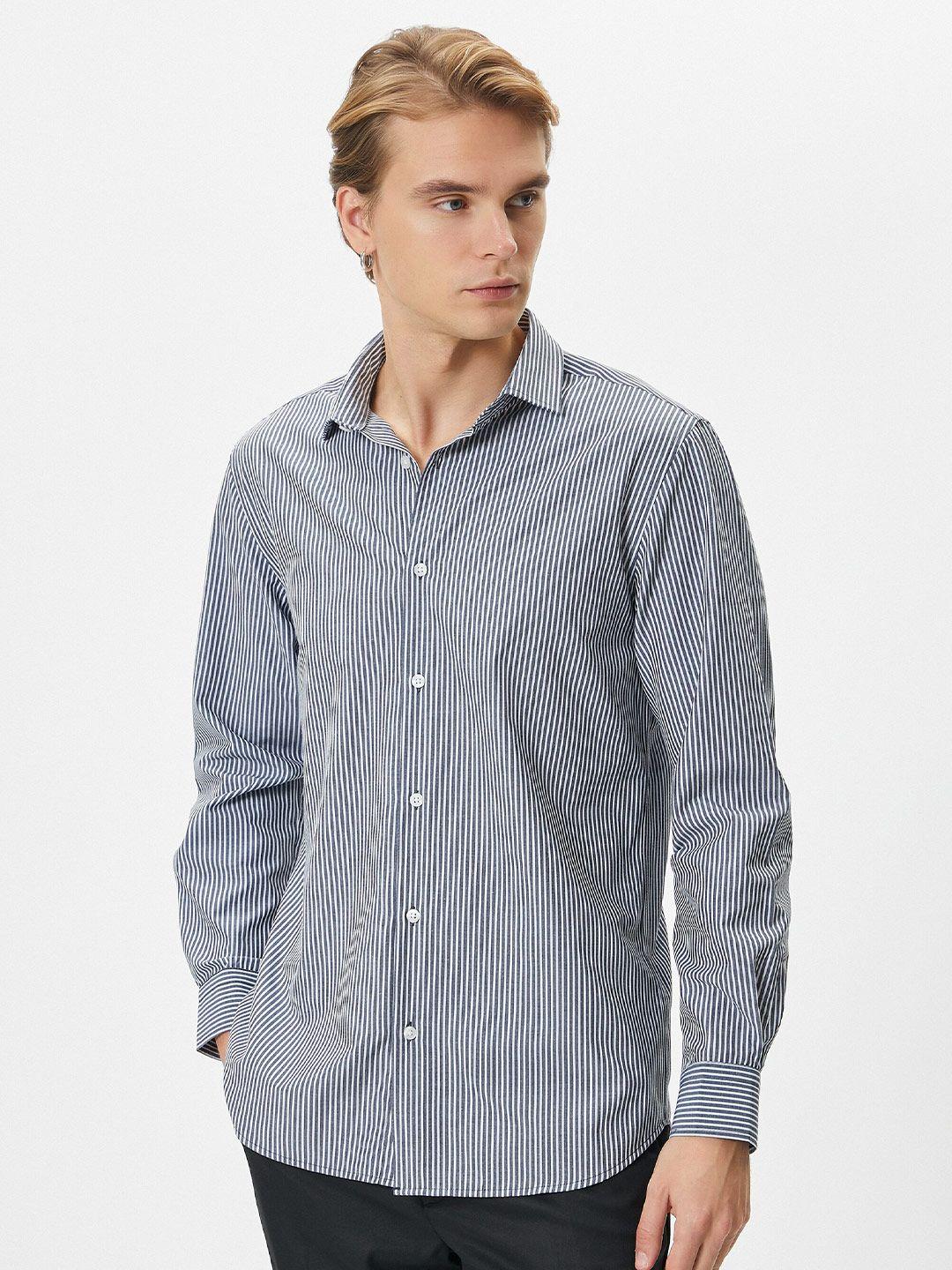 koton spread collar striped casual shirt