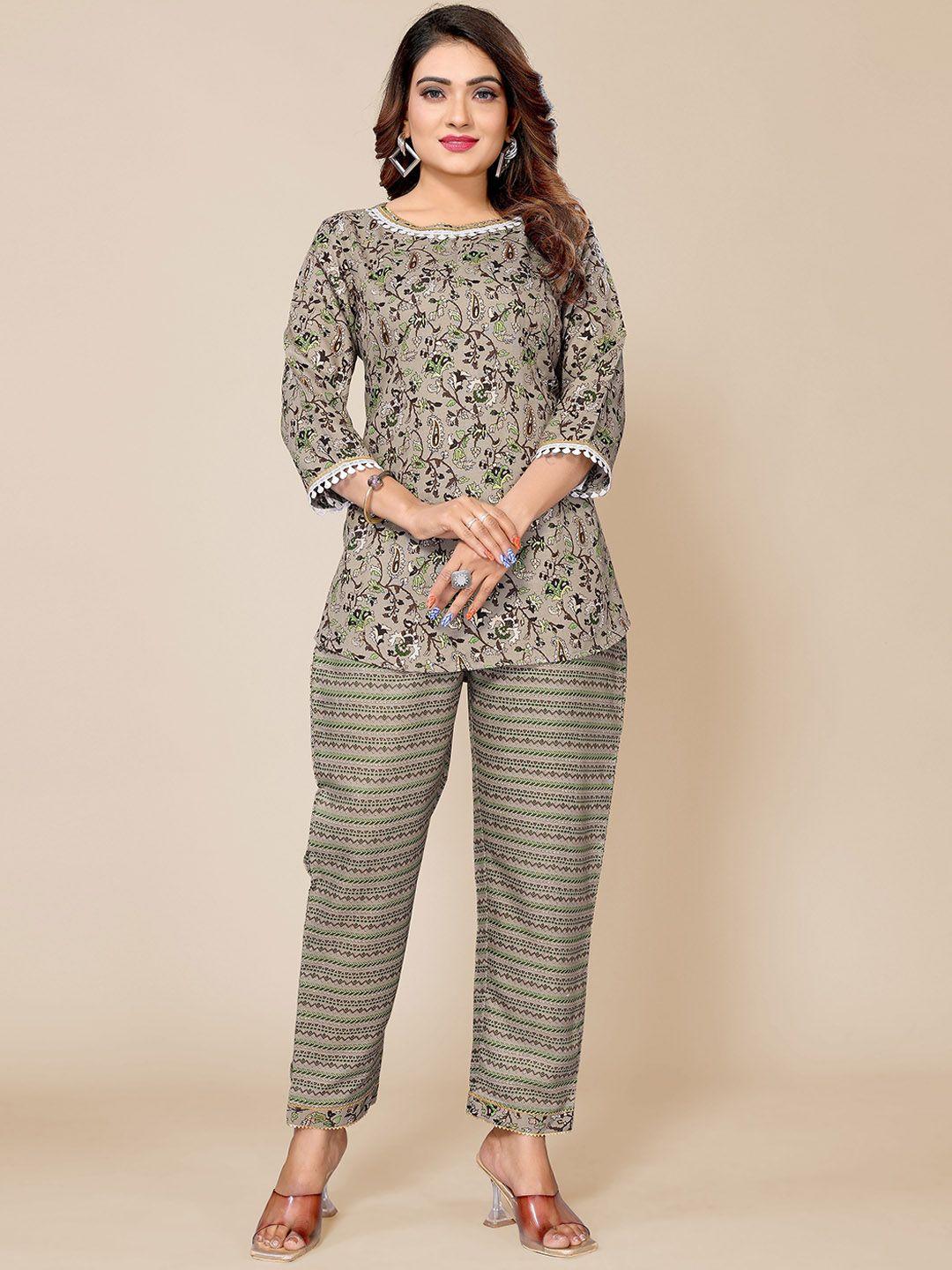 krimmple floral printed round neck top with trousers co-ords set