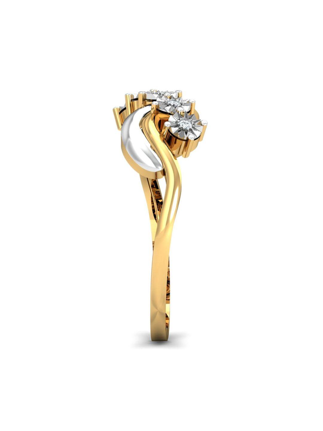 kuberbox 18kt gold diamond studded ring-2.32gm