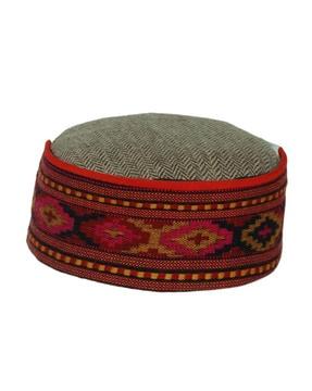 kullu patti rounded woolen hat