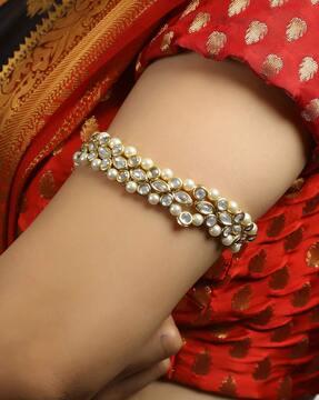 kundan-studded armlet with beads