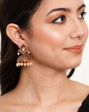 kundan-studded jhumkas with pearl drops