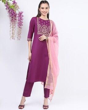 kurta suit set with dupatta