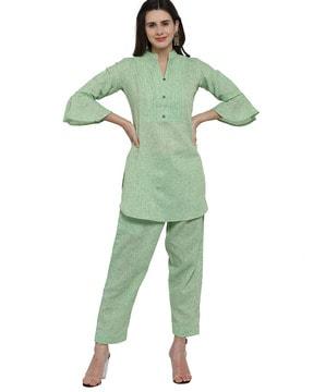 kurti with ankle-length pants