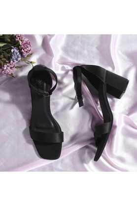 kya pu buckle women's casual heels - black