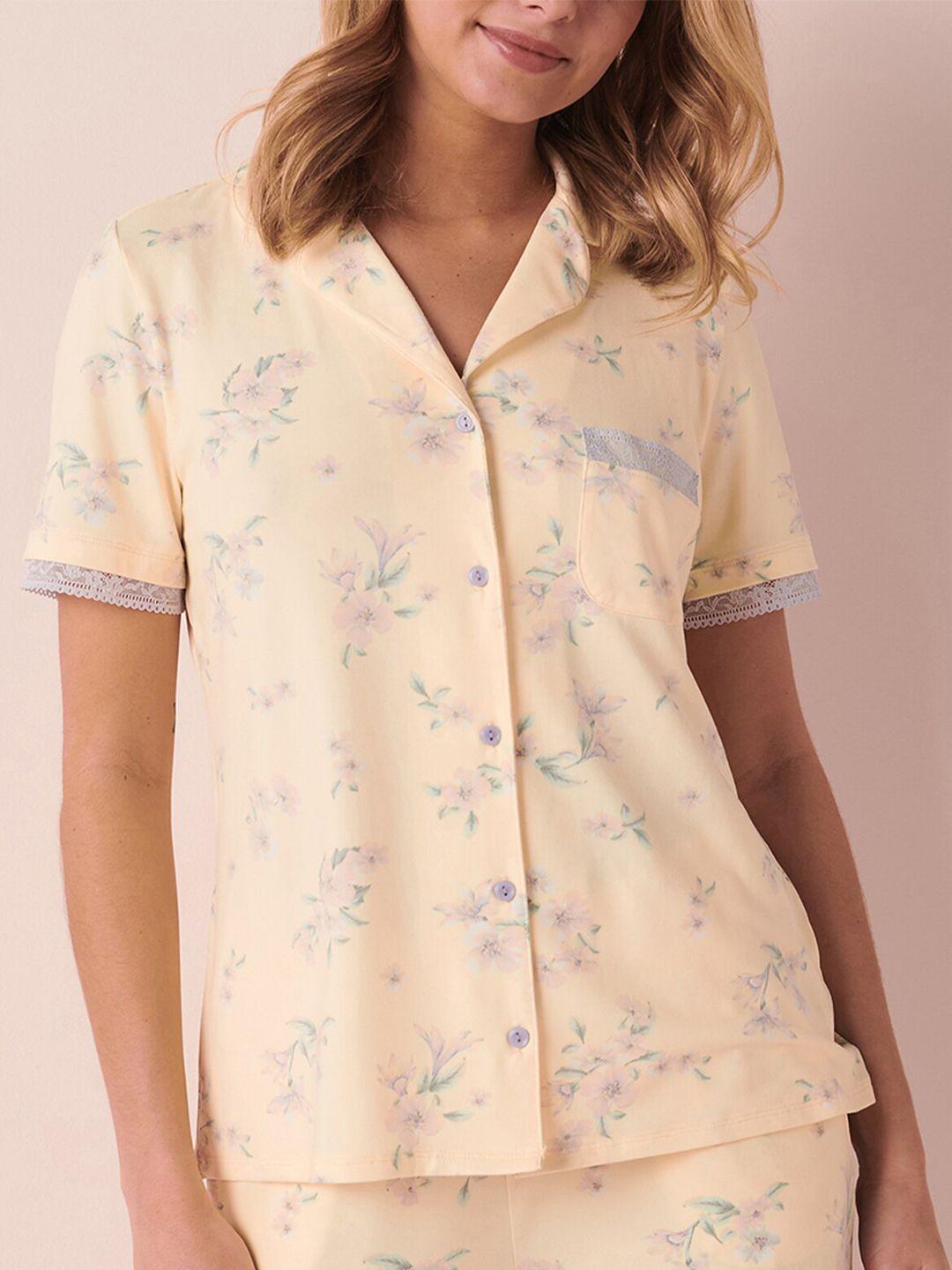 la vie en rose floral printed cuban collar shirt