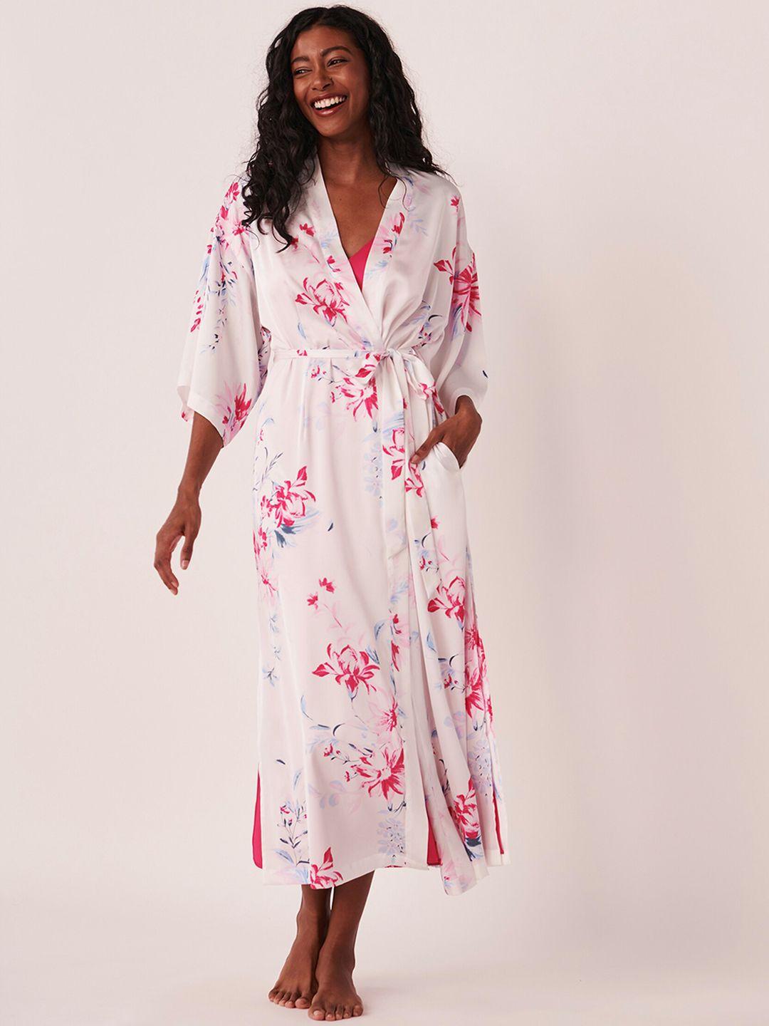 la vie en rose printed kimono sleeves robe