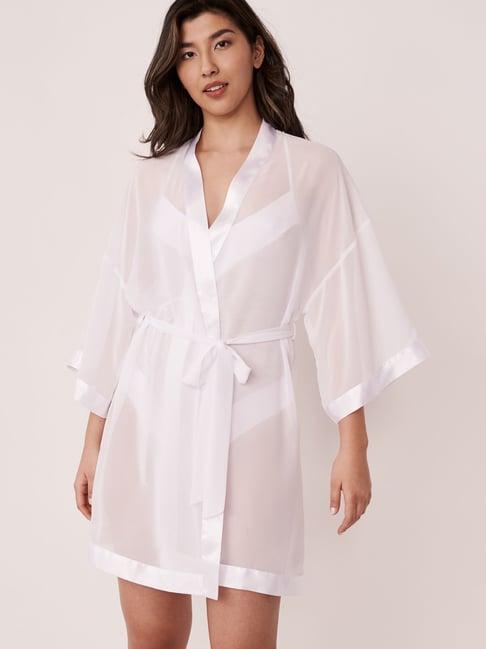 la vie en rose white v neck robe