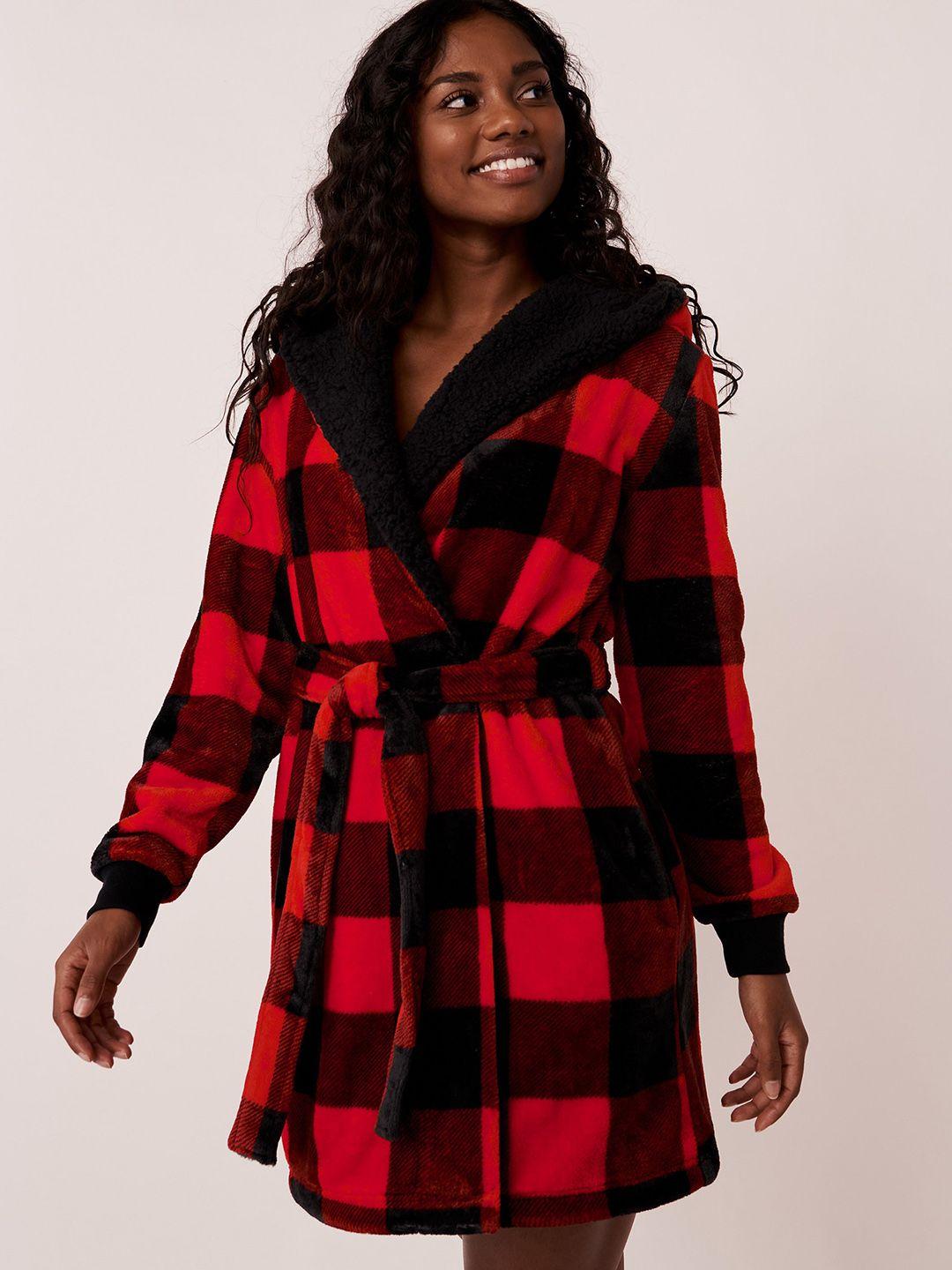 la vie en rose women red & black checked bath robe