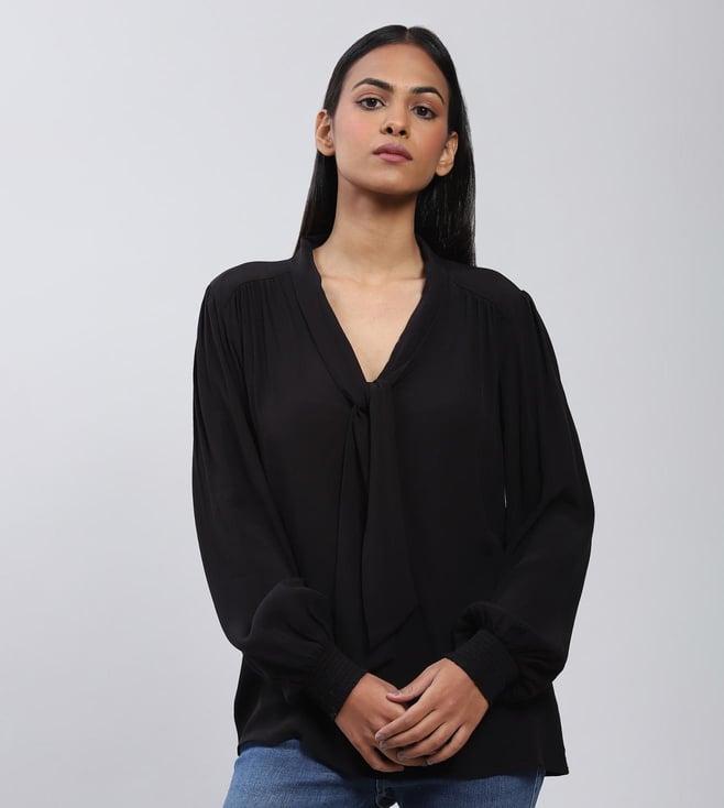 label ritu kumar black top with knot