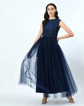 lace boat-neck gown dress