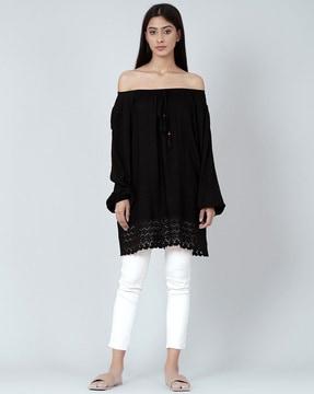 lace top with neck tie-up